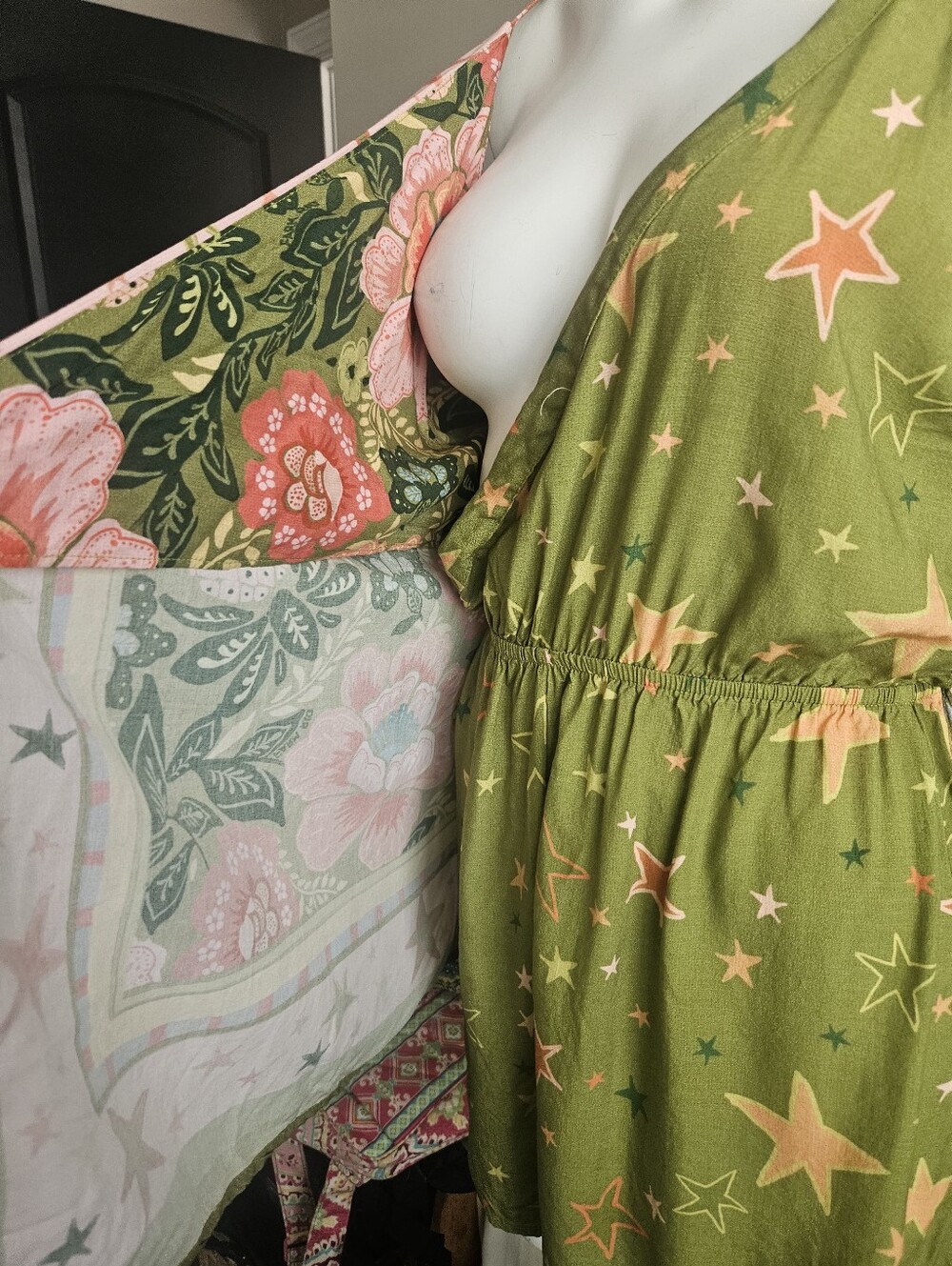 FARM Rio Tropical Floral Wrap Romper Green Pink Pineapple Garden Print Sz Small - Picture 6 of 15